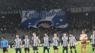 Homenaje a Luis Galván, eterno en Talleres.