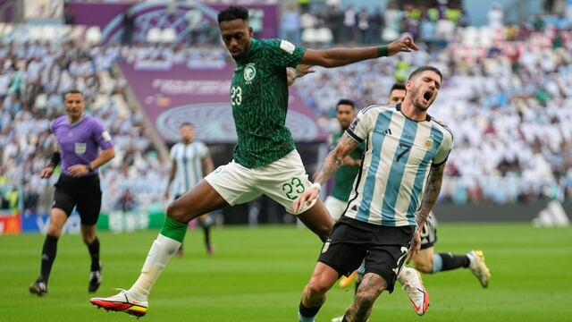 Argentina cayó ante Arabia Saudita en su debut en el Mundial de Qatar 2022. (AP)
