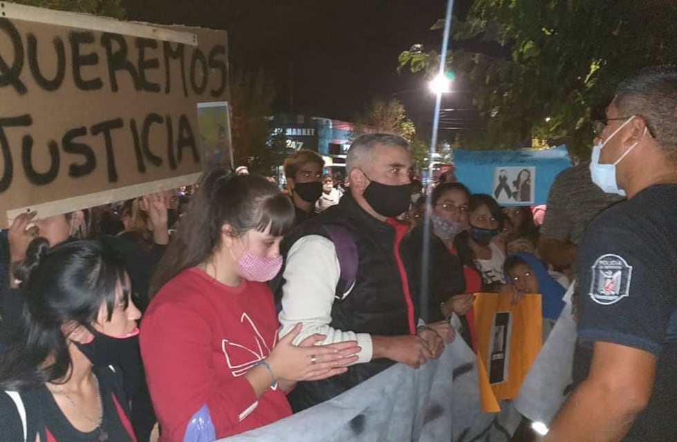 General Alvear: marcharon para pedir justicia por el asesinato de Lucas Gallego