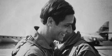 Capitán Aviador coscoíno,  Omar Jesús "El indio" Castillo. (Foto: Facebook / Bomberos Voluntarios Cosquín).