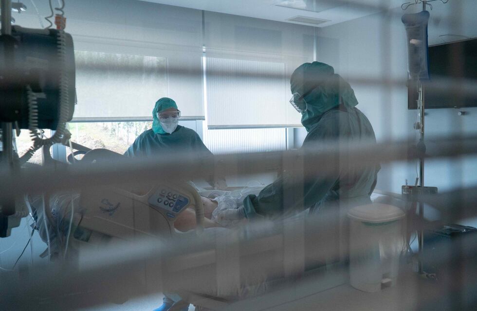 Una médica de Neuquén contó que le ordenaron que si no podía sostener a un paciente lo deje morir