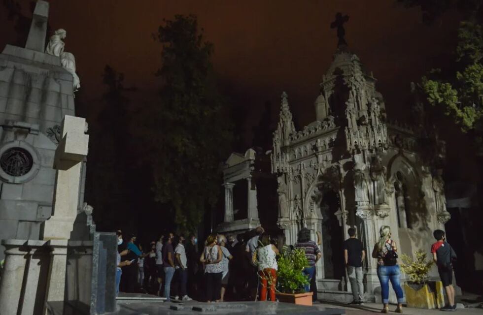 Se viene “Sucesos policiales” en el Cementerio de Mendoza: será de noche, con entrada libre y gratuita