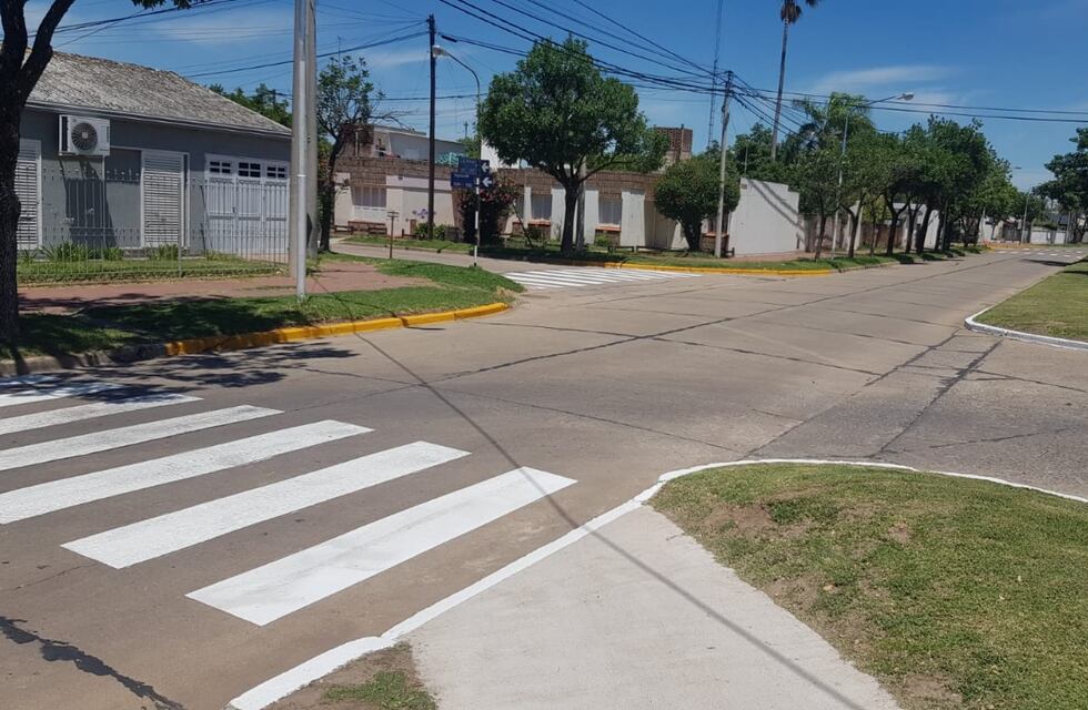 Se suma señalización para seguridad vial en Av. Williner