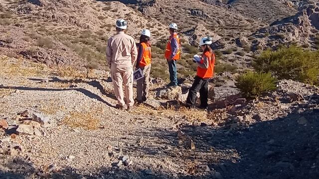 Los vecinos deben analizar la documentación que entregaron las empresas