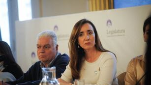 Acto en la legislatura de la ciudad de Buenos Aires " Acto homenaje a victimas del terrorismo" Argentina
Arturo Larrabure y Victoria Villarruel 
Foto Federico Lopez Claro