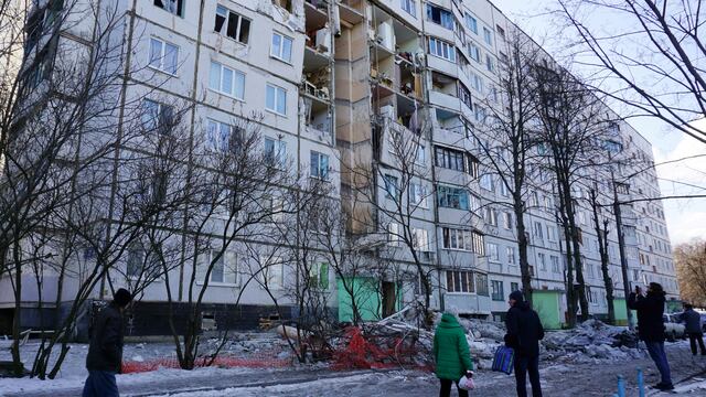 Sus dos amigos estaban en Járkov repartiendo comida cuando fallecieron producto de un misil ruso.