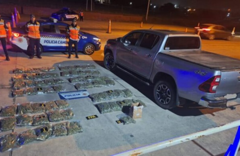 33 kilos de Marihuana en Villa Giardino: el cargamento fue descubierto en un control de rutina