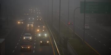 Intensa niebla en los accesos a Córdoba. (Nicolás Bravo / La Voz)