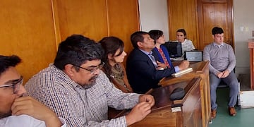 Por unanimidad, el Tribunal de Revisión resolvió rechazar los recursos de revisión interpuestos por las defensas técnicas de Mauricio Esteban Abad, Raúl Arnaldo Cachizumba y el menor de edad al momento del hecho, identificado por sus iniciales como T.E.F.