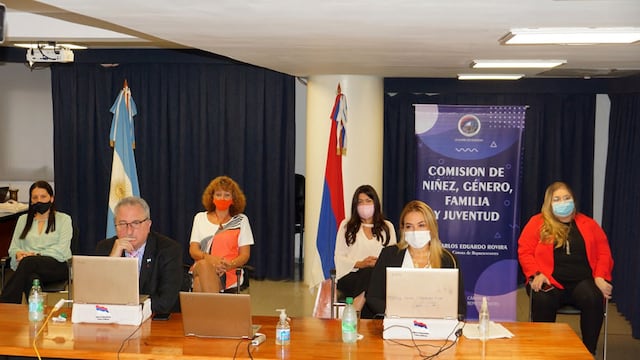 80 mujeres entre titulares y suplentes que ejercerán el rol de legisladoras con la presentación, discusión y consenso de proyectos