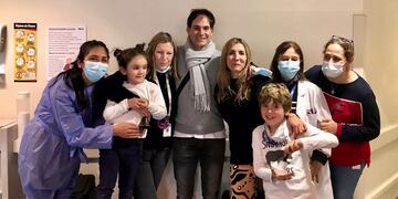 Felicidad completa de la familia Santo Tomás: Catalina, su hija, luego de luchar contra el cáncer durante 5 años, fue dada de alta.