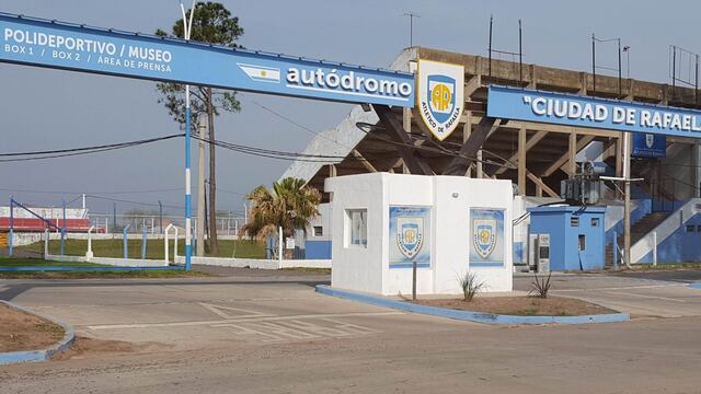 Fachada del autódromo "Ciudad de Rafaela"