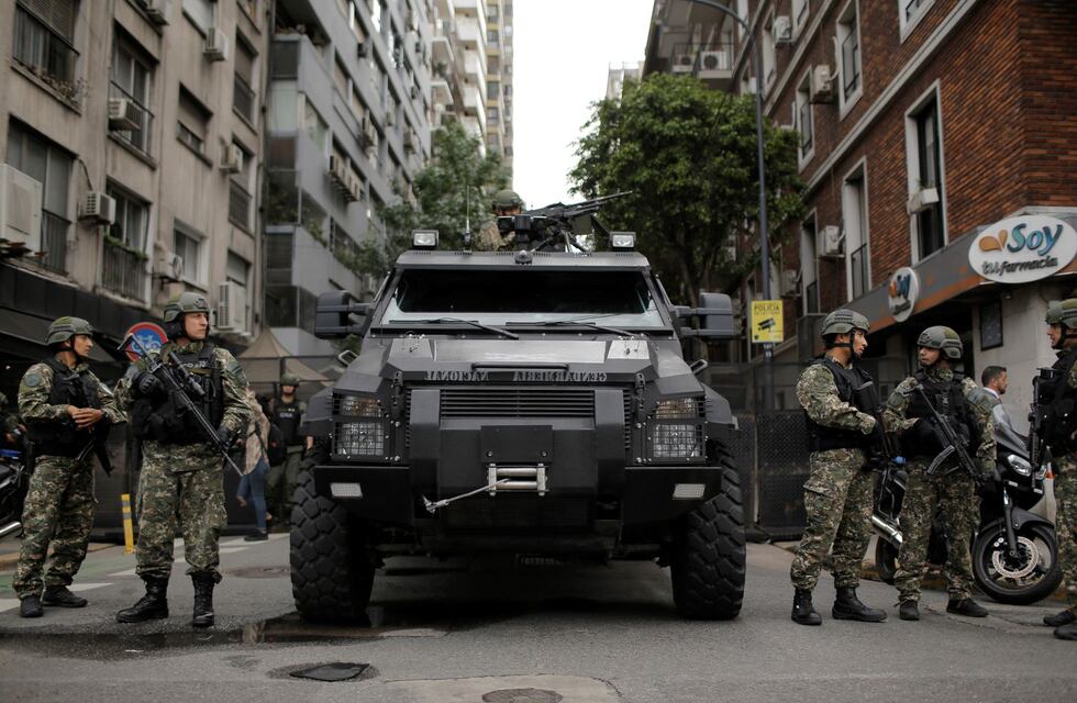 El Gobierno argentino recibió una alerta internacional por un posible atentado