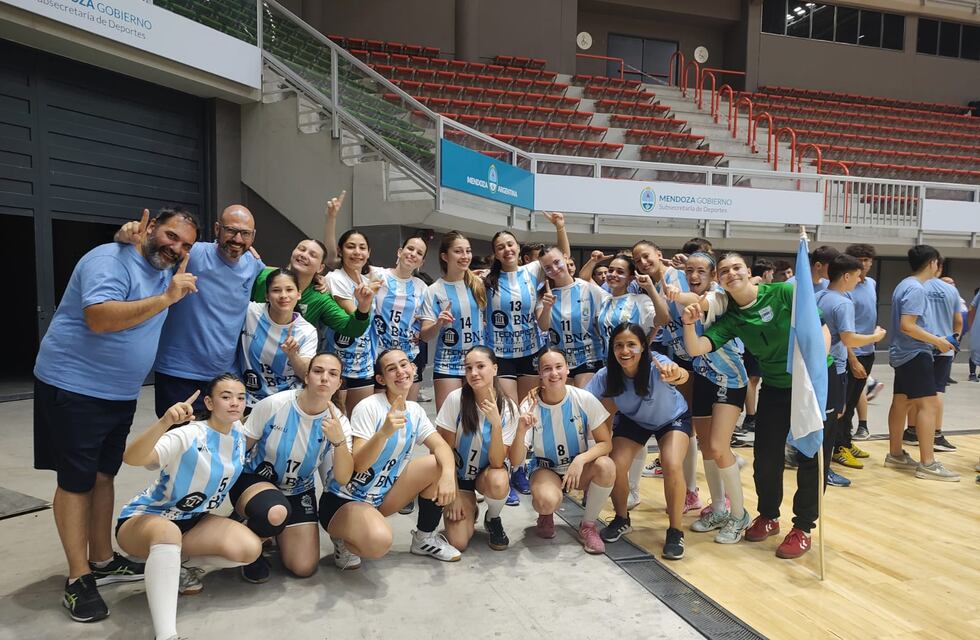 En Mendoza, Argentina se consagró campeón de los Sur-Centro Cadete femenino y Menores masculino