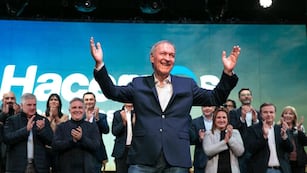 En su lanzamiento en Córdoba para su presidente, Juan Schiaretti criticó a los candidatos del PRO y al kirchnerismo.