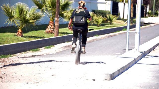La ciclovía que corre paralela a Estanislao Salas en las inmediaciones de la rotonda de La Copa en San Rafael.