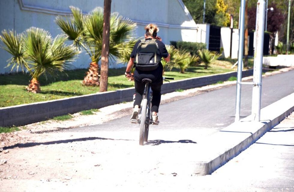 Habilitaron la ciclovía pero piden precaución para circular porque aún no concluyen las obras