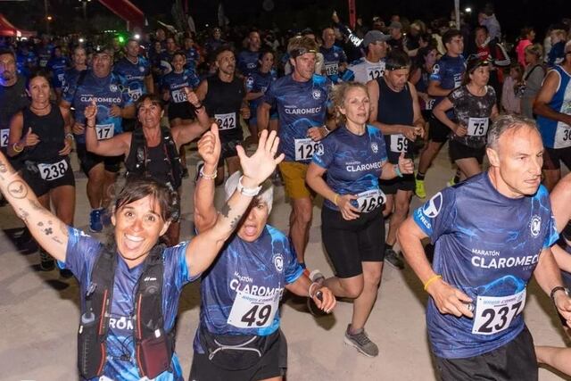 Carrera Nocturna Claromecó (foto AXX)