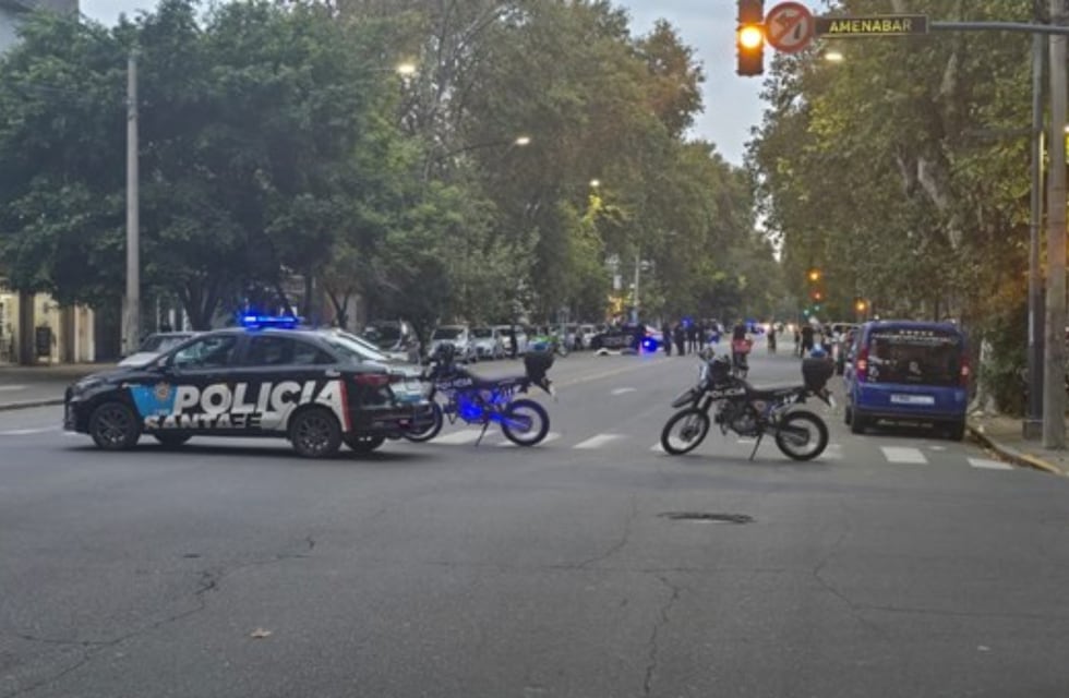 Tragedia en Rosario: un motociclista atropelló y mató a un “trapito”