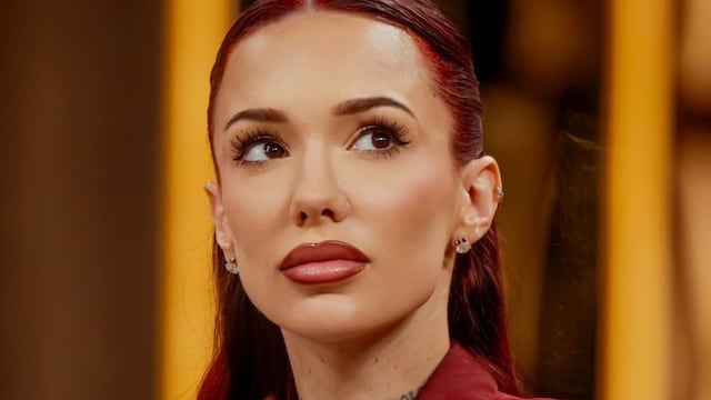 La Joaqui se sumó a la tendencia de la temporada y dio cátedra de estilo con un vestido de encaje color negro