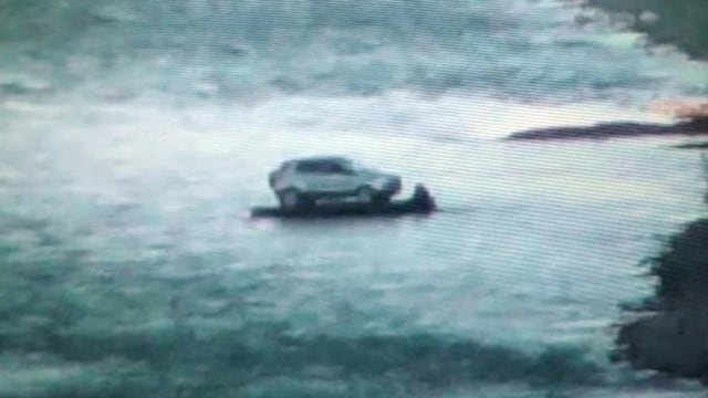 Subieron su auto a un gomón e intentaron cruzar el río desde Bolivia a Salta