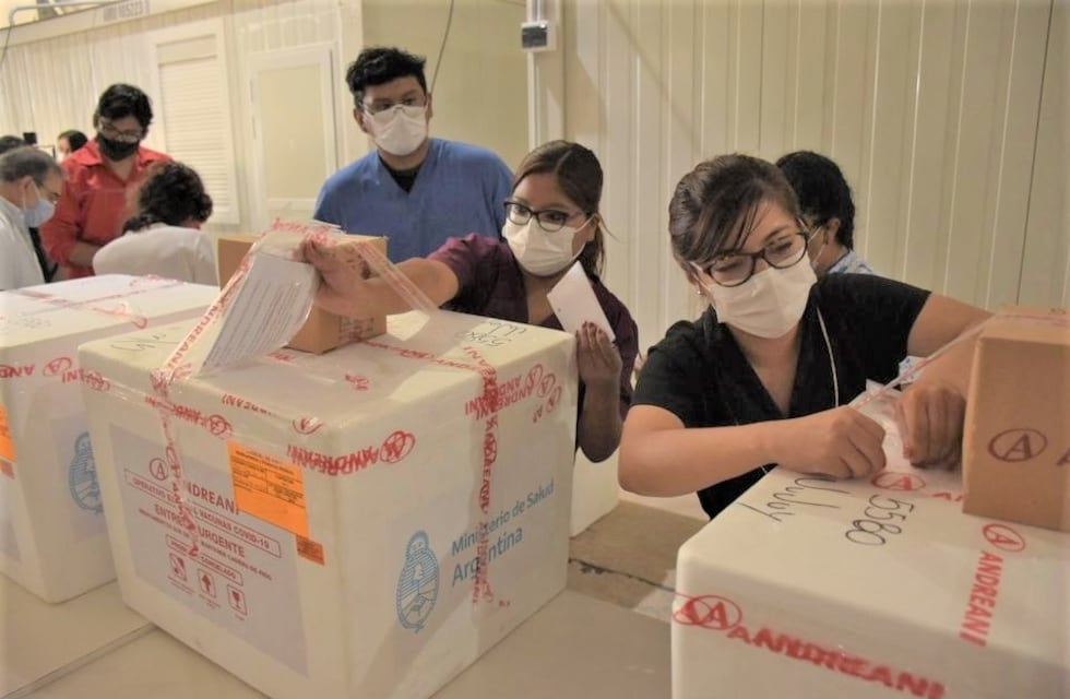 Coronavirus en Jujuy: llegó la vacuna y es intensa la actividad en el HOSCAM 1