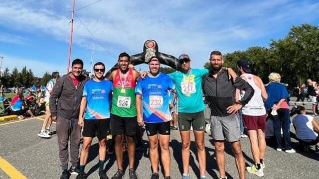 Maratón Carlos Paz con atletas de Arroyito