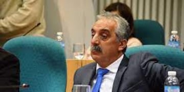 Matías Mazú, diputado.