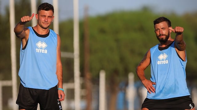 Los jugadores de Belgrano, con nueva indumentaria, arrancaron la pretemporada.