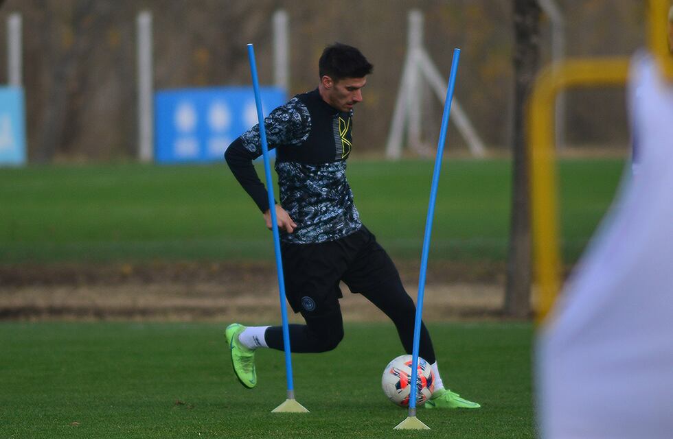 Belgrano recupera a Guillermo Pereira y Santiago Longo llega en condiciones