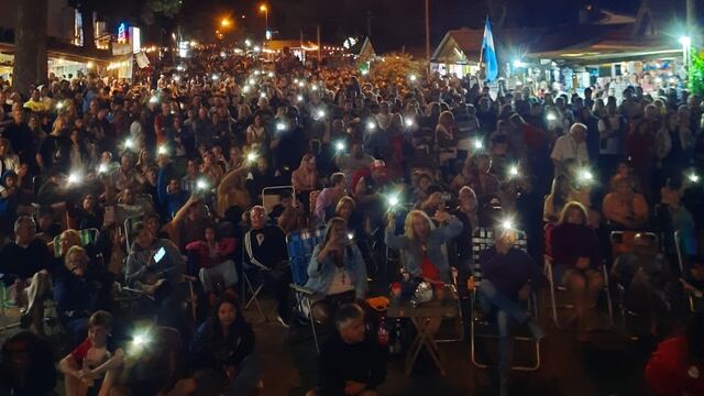 Éxito total del show que brindó el “Flaco Pailos” en Pehuen Co