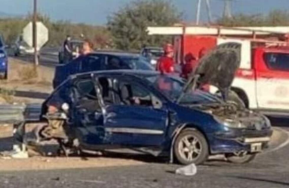 Una madre y su bebé de tres meses murieron en un triple siniestro vial en la localidad de Cruz del Eje