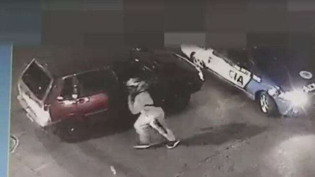 Persecución en Córdoba terminó en calle Dean Funes. El delincuente casi atropella a una mujer.