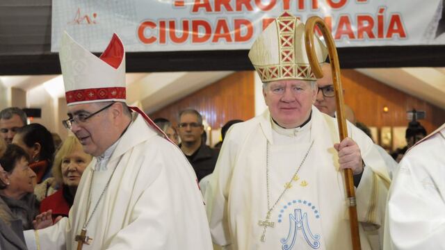 El Nuncio Apostólico Miroslaw Adamczyk visitó Arroyito