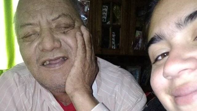 Samuel es no vidente, tiene diabetes y otras complicaciones de salud. Su familia quiere adaptar la casa.