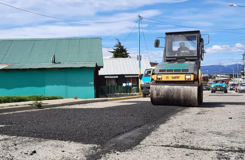 Trabajos de bacheos en distintos puntos de la ciudad