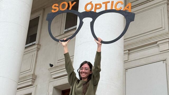 María Alegría Medina se convirtió en la primera egresada sorda de la Universidad Nacional del Sur.