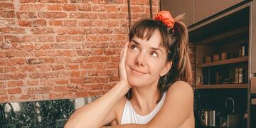 Julieta Nair Calvo lució su “bikini al revés” con un baile que se volvió viral