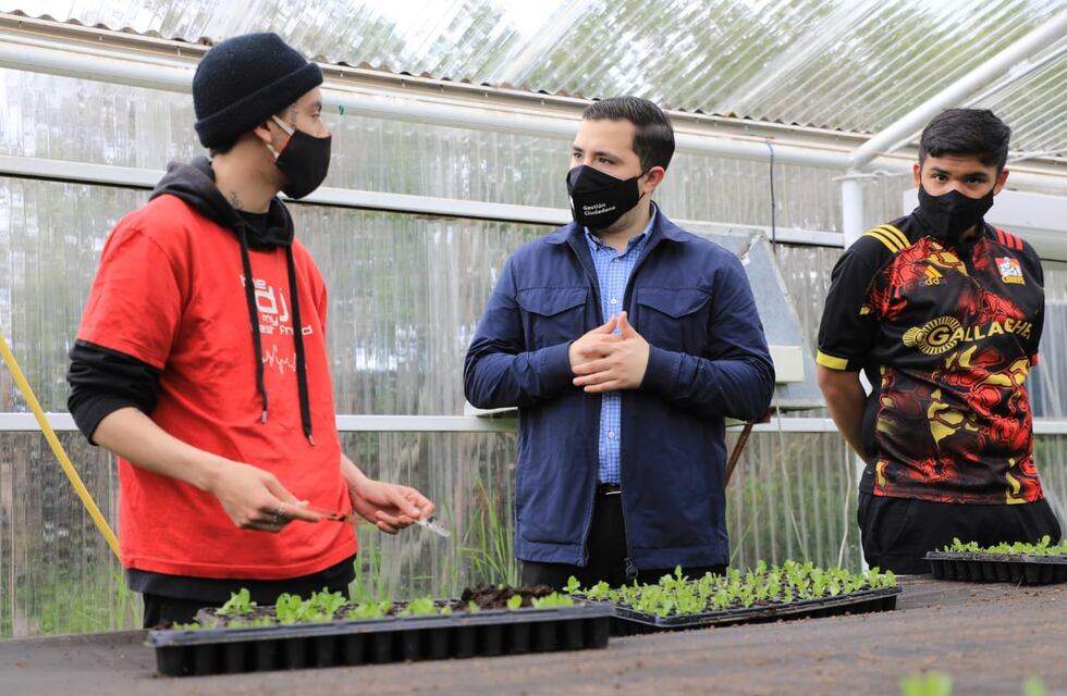 Gonzalo Ferro visitó las Colonias Ecológicas desarrolladas por el Municipio de Río Grande