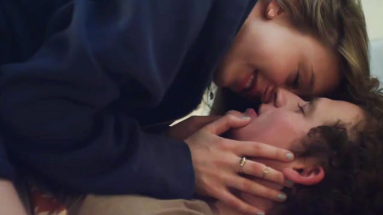 La película de Netflix recomendada está protagonizada por Taissa Farmiga y Ben Rosenfield.