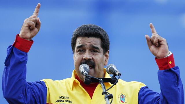 Nicolás Maduro pidió la detención de Javier Milei por el avión que estuvo detenido en Ezeiza