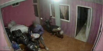 Mediante cámaras de seguridad detuvieron a dos jóvenes acusados de robo en El Soberbio.