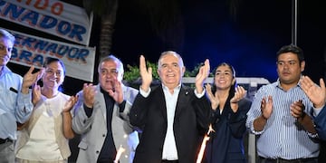 Presidió el gobernador Jaldo