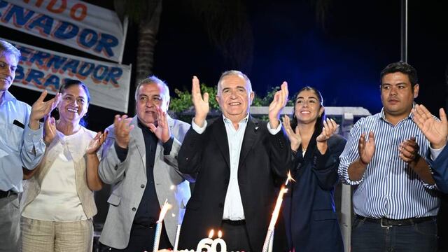 Presidió el gobernador Jaldo