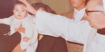 Gabriela Lucero Molina en su bautismo, en la Catedral de San Luis, a sus 5 meses de vida.