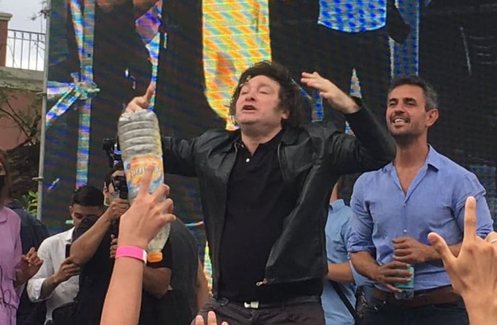 Elecciones 2021: Javier Milei viajó a La Rioja para acompañar al sobrino de Carlos Menem