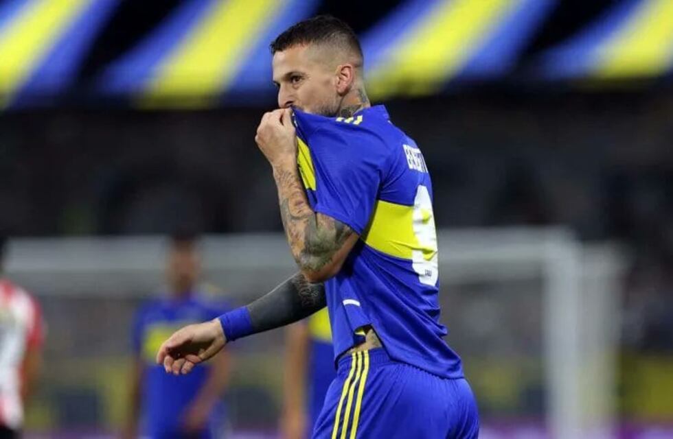 El polémico gol que le anularon por offside a Benedetto