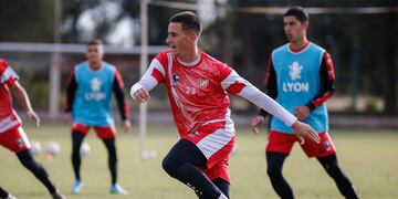 Tadeo Allende fue titular en el primer amistoso del año de Instituto (Leandro Gómez / Prensa IACC).