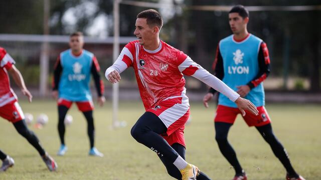 Tadeo Allende fue titular en el primer amistoso del año de Instituto (Leandro Gómez / Prensa IACC).