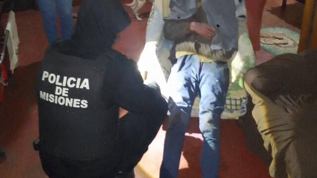 Colonia Alberdi: pusieron a salvo a un adulto mayor que deambulaba descalzo en la vía pública.